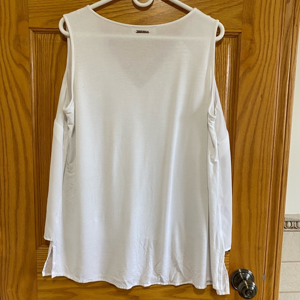 Michael Kors White Layered V-Neck Sleeveless Blouse - Picture 2 of 4